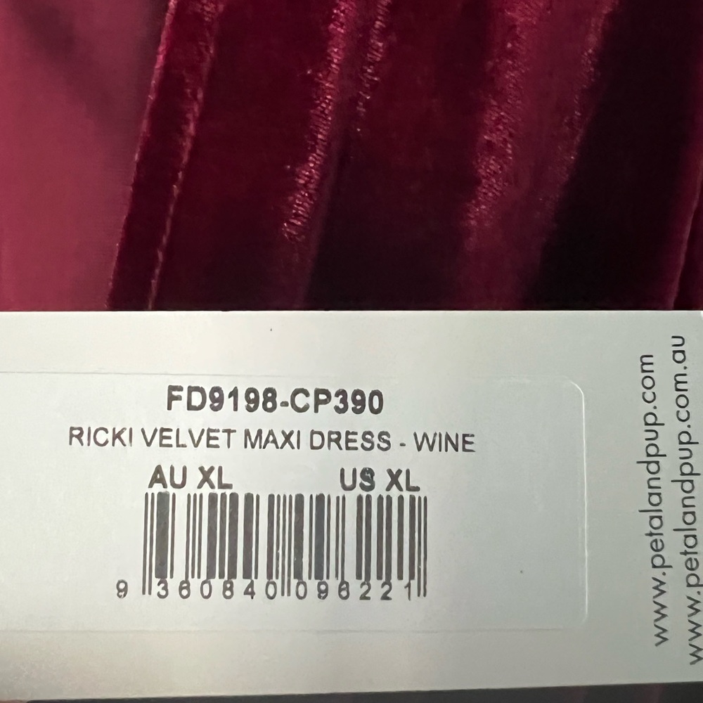 Petal & Pup Rich Burgundy Velvet Gown - Picture 3 of 4